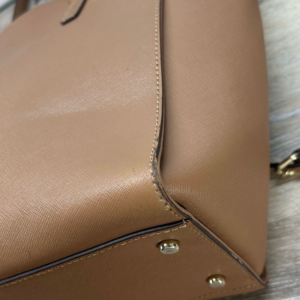 Kate Spade New York Hayden Satchel! Preowned!! - Picture 9 of 13